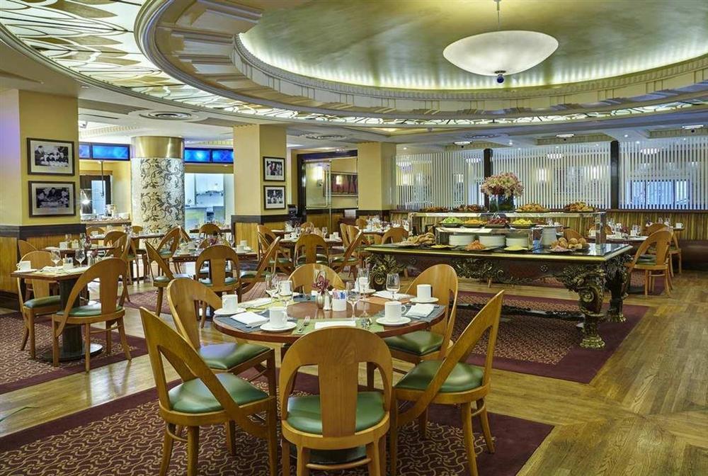 The Towers Of The Waldorf Astoria Hotell New York Restaurant bilde